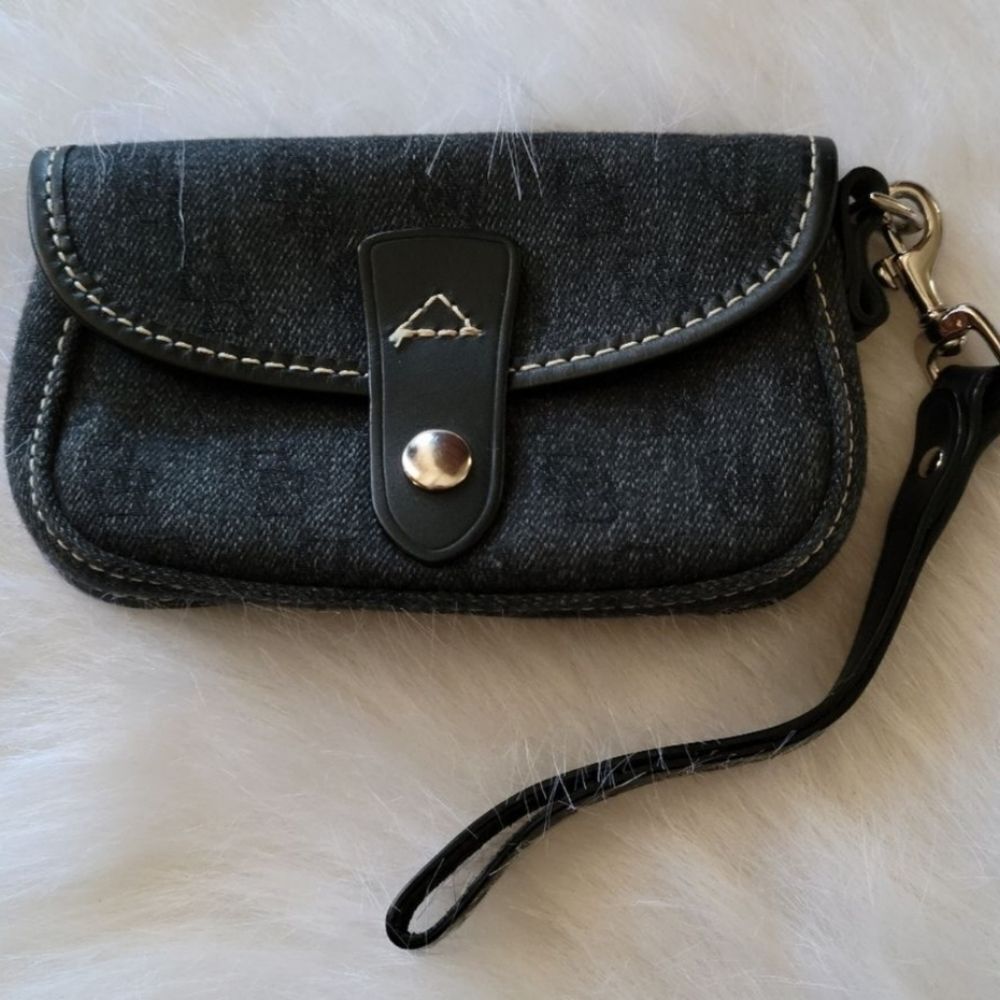 Dooney & Bourke Black Signature Logo Wristlet